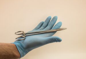 chirurgie esthétique vs médecine esthétique